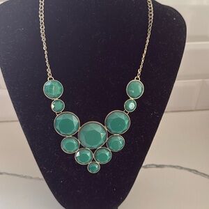 Beautiful green and gold woman’s necklace